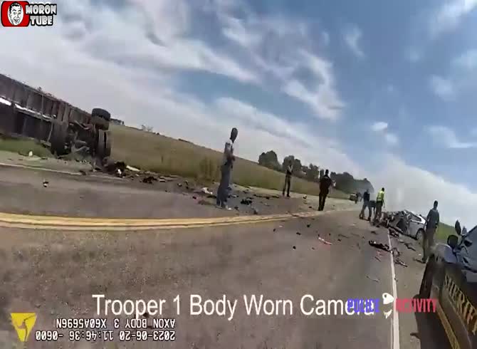 Video :After being apprehended during a pursuit, he flees once more in the police vehicle!